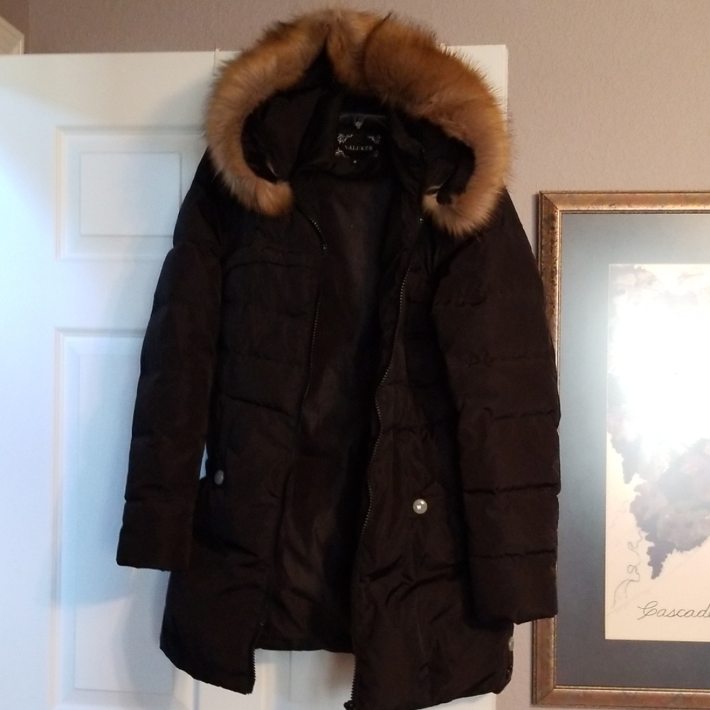 Coat - Picture 2 of 3